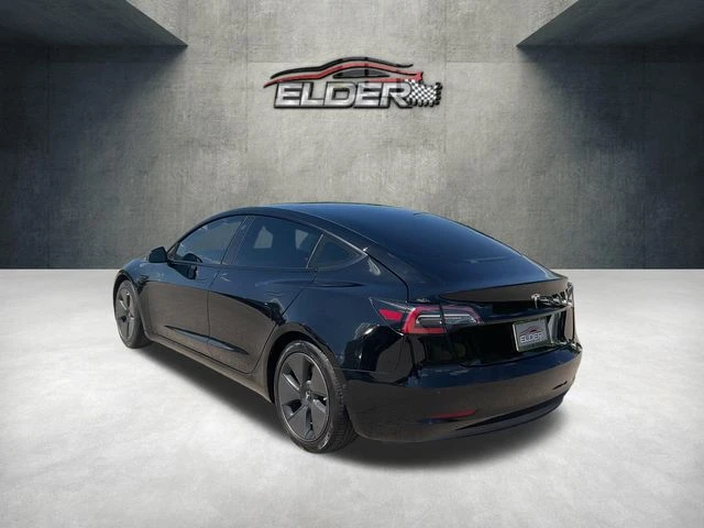Elder Mitsubishi