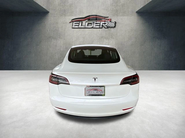 Elder Mitsubishi