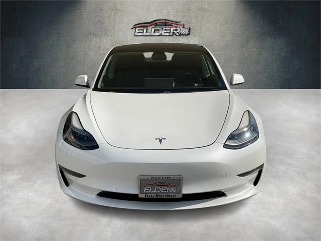 2021 Tesla Model 3 Standard Range Plus photo 4