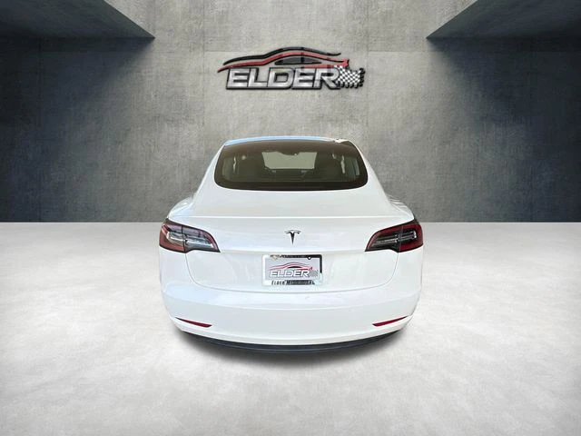 Elder Mitsubishi