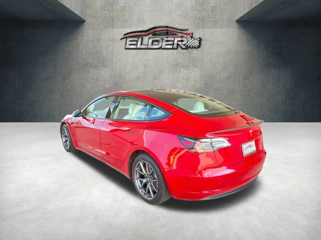 Elder Mitsubishi