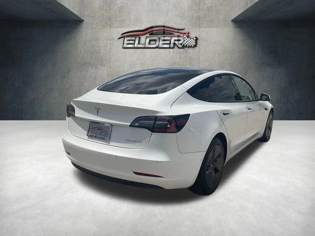 Elder Mitsubishi