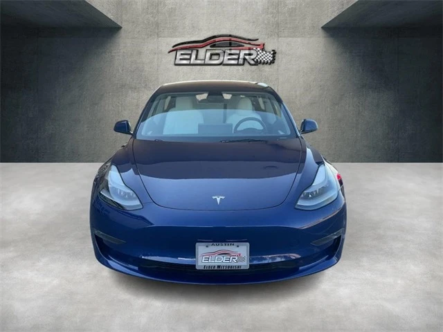 2023 Tesla Model 3 Long Range photo 4