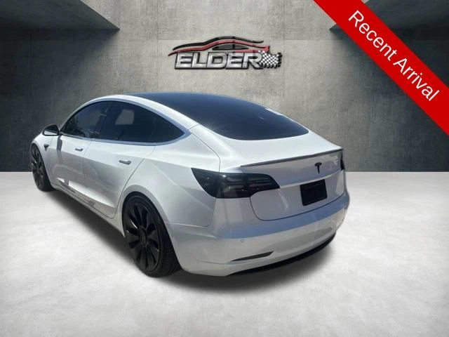 Elder Mitsubishi