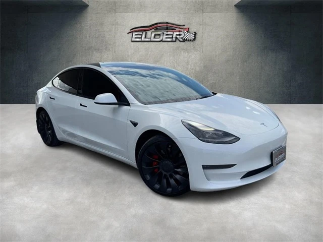 2023 Tesla Model 3 Performance photo 3