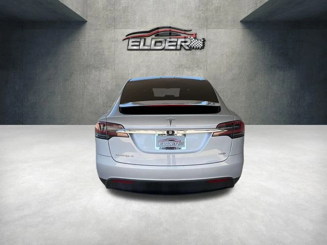 Elder Mitsubishi