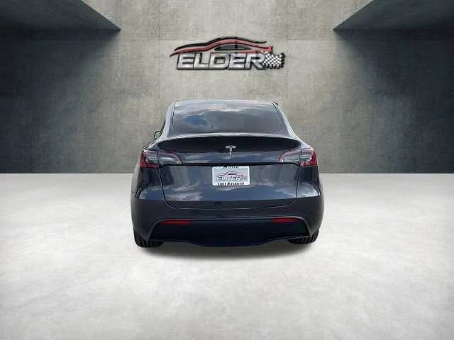 Elder Mitsubishi