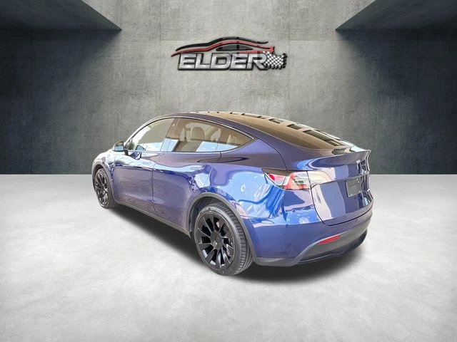 Elder Mitsubishi