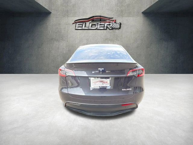 Elder Mitsubishi