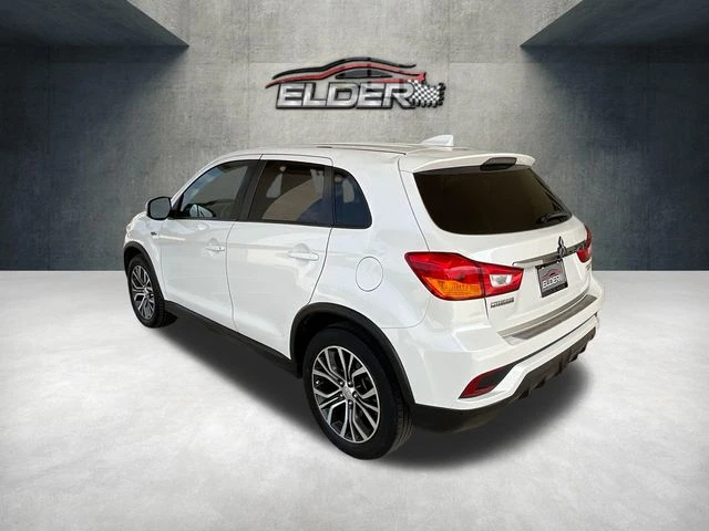 Elder Mitsubishi
