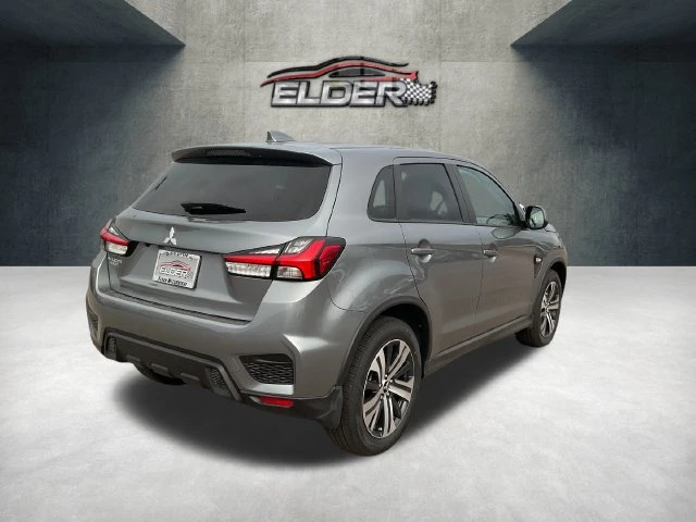 Elder Mitsubishi