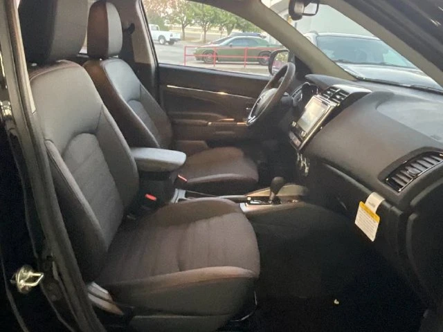 2026 Mitsubishi Outlander Sport SE - Photo 12