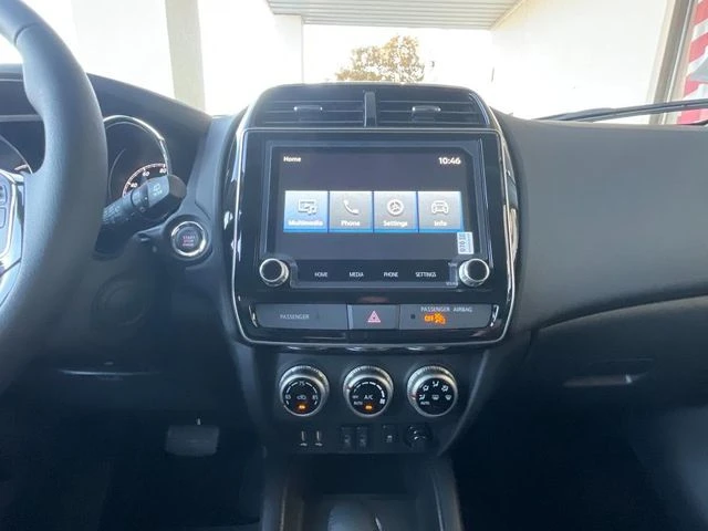 2026 Mitsubishi Outlander Sport SE - Photo 11