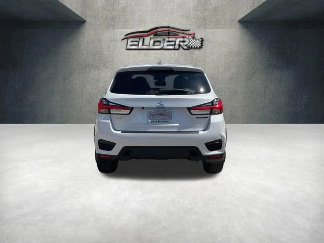 Elder Mitsubishi