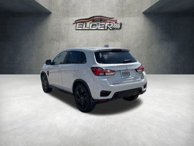 Elder Mitsubishi
