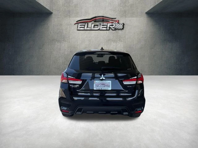 Elder Mitsubishi