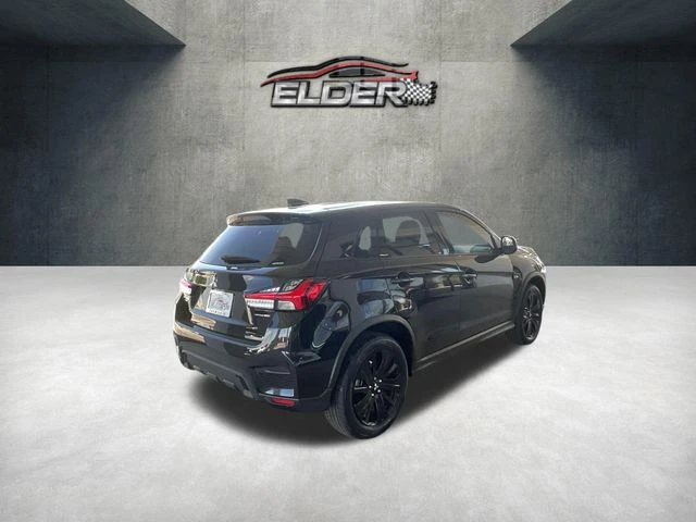 Elder Mitsubishi