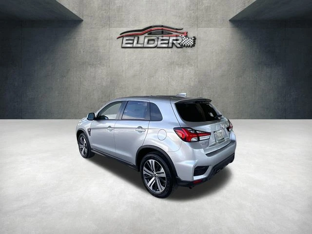 Elder Mitsubishi
