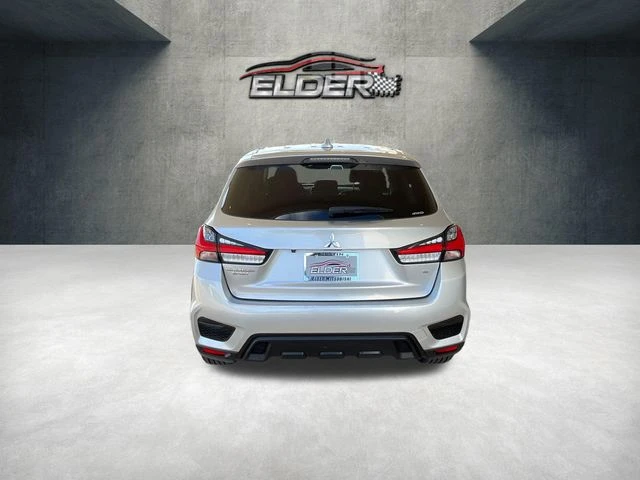 Elder Mitsubishi