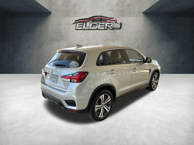 Elder Mitsubishi