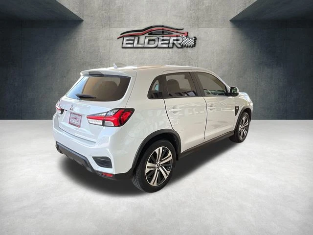 Elder Mitsubishi