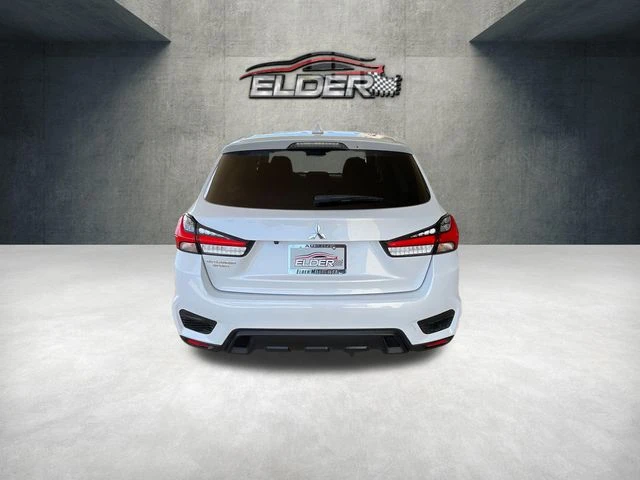 Elder Mitsubishi