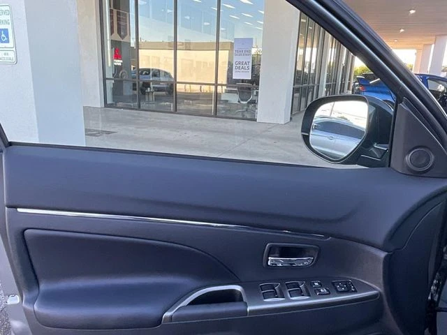 2026 Mitsubishi Outlander Sport SE - Photo 5