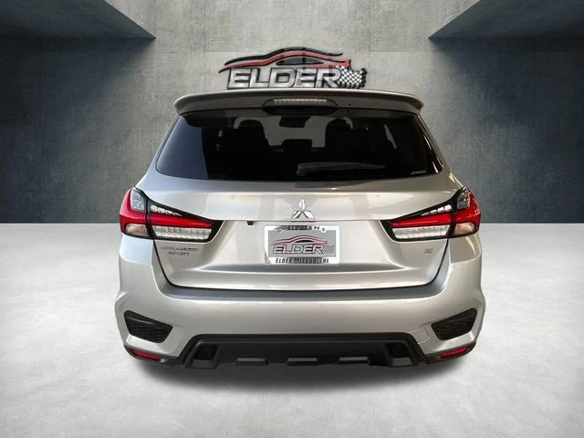 Elder Mitsubishi