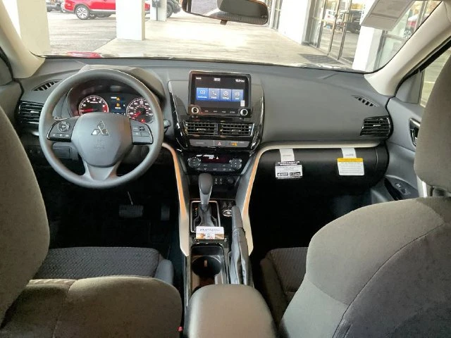 2026 Mitsubishi Eclipse Cross LE - Photo 1