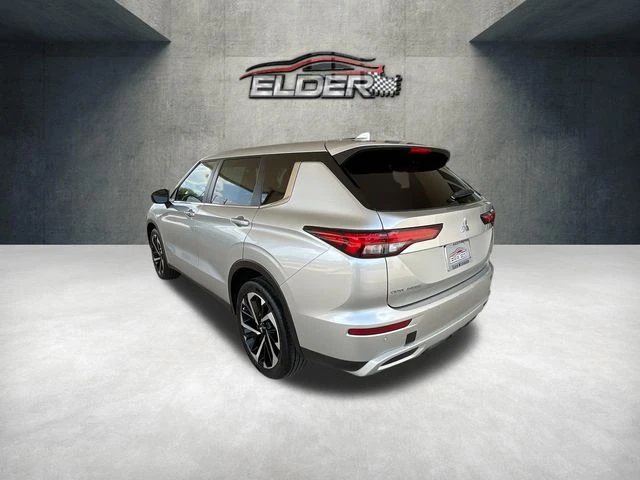 Elder Mitsubishi