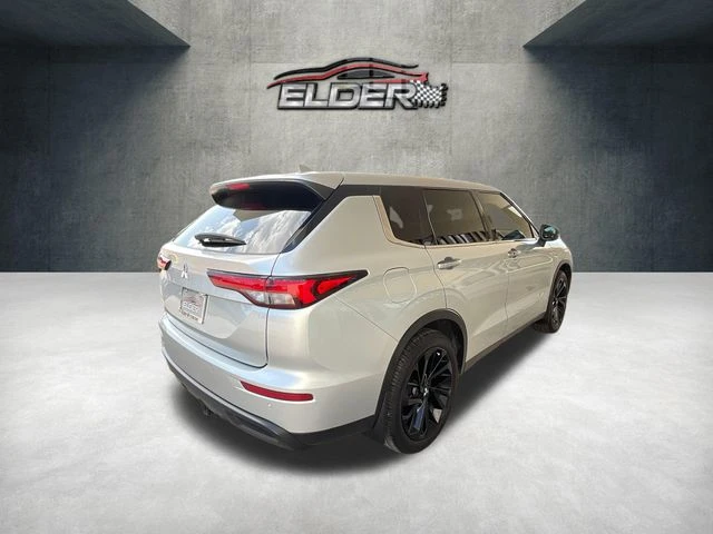 Elder Mitsubishi