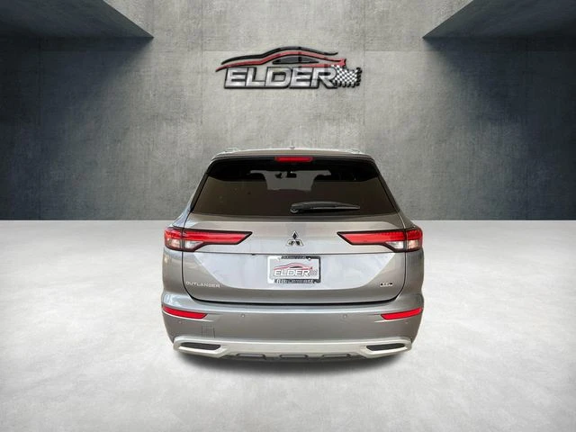 Elder Mitsubishi