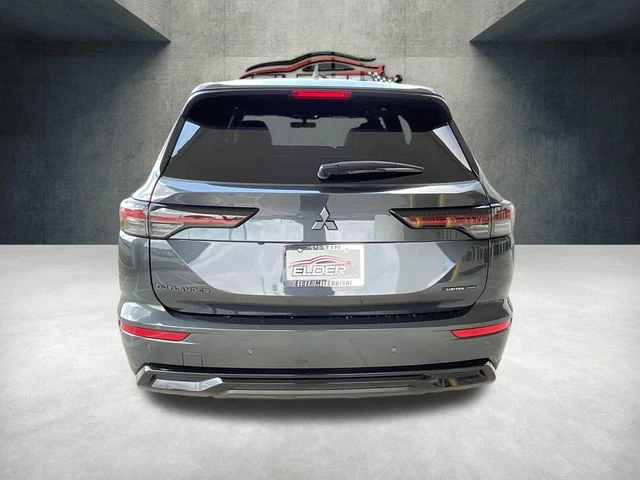 Elder Mitsubishi