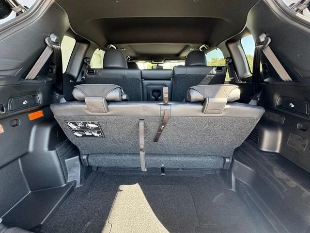 2025 Mitsubishi Outlander Plug-in Hybrid SEL - Photo 29
