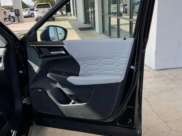 2025 Mitsubishi Outlander Plug-in Hybrid SEL Black Edition - Photo 12