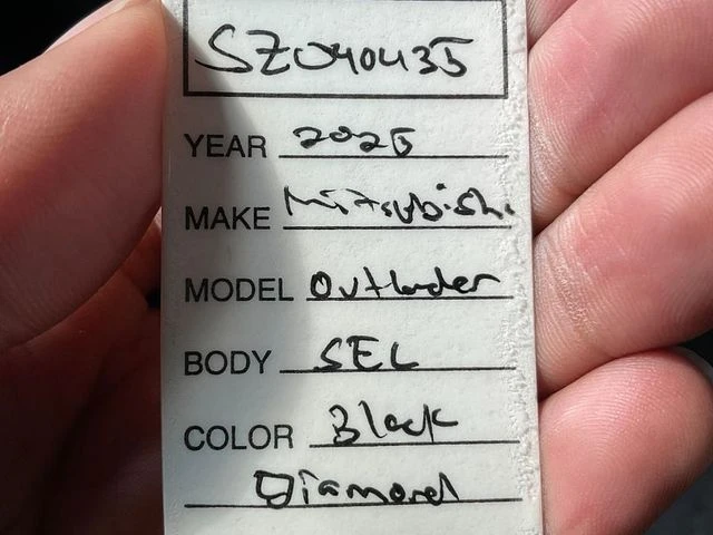 2025 Mitsubishi Outlander Plug-in Hybrid SEL Black Edition - Photo 28