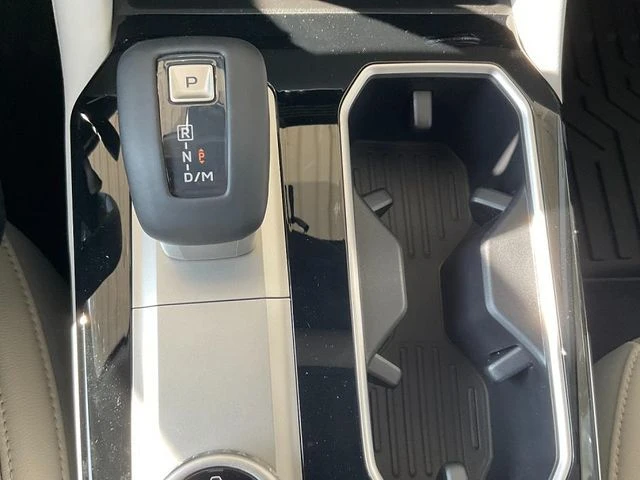 2025 Mitsubishi Outlander Plug-in Hybrid SEL Black Edition - Photo 7