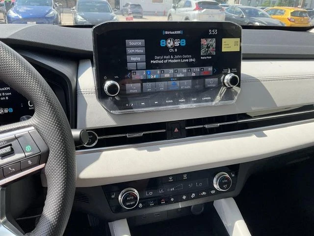 2025 Mitsubishi Outlander Plug-in Hybrid Platinum Edition - Photo 8