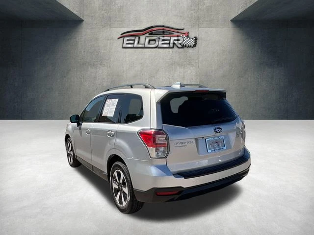 Elder Mitsubishi