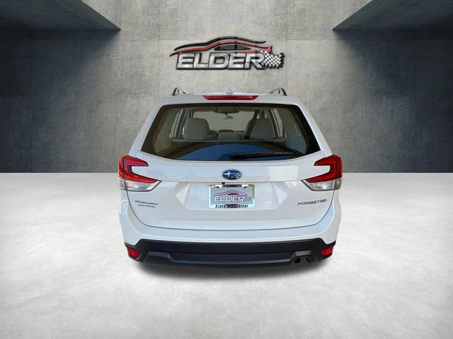 Elder Mitsubishi