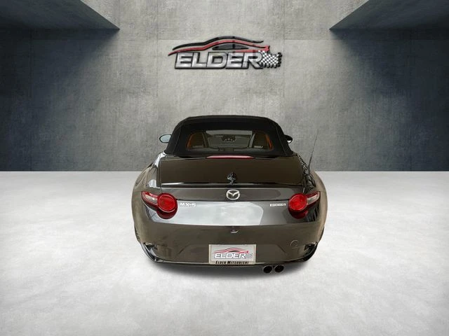 Elder Mitsubishi