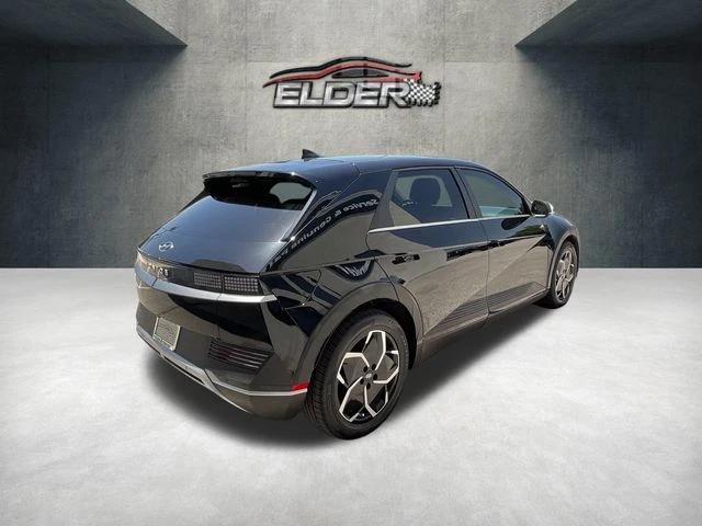 Elder Mitsubishi