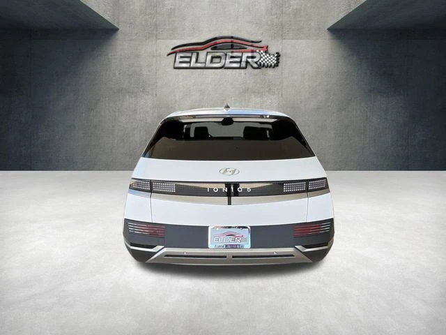 Elder Mitsubishi