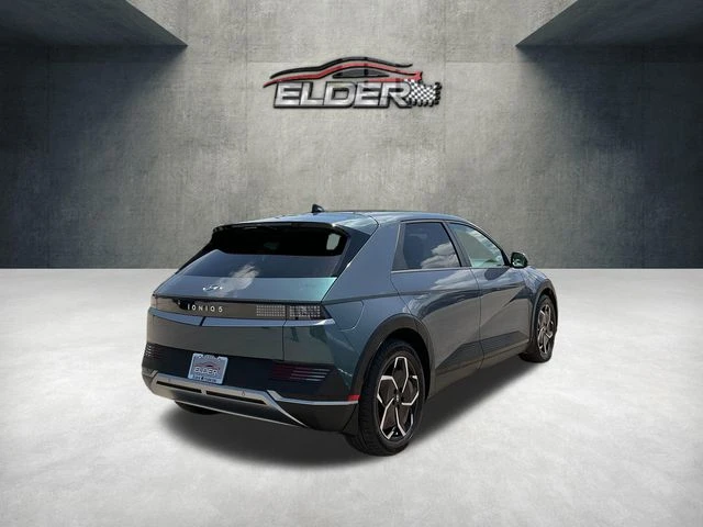 Elder Mitsubishi