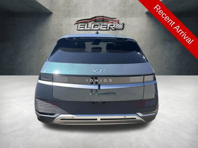 Elder Mitsubishi