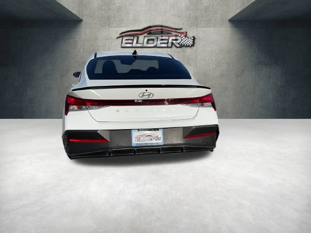 Elder Mitsubishi