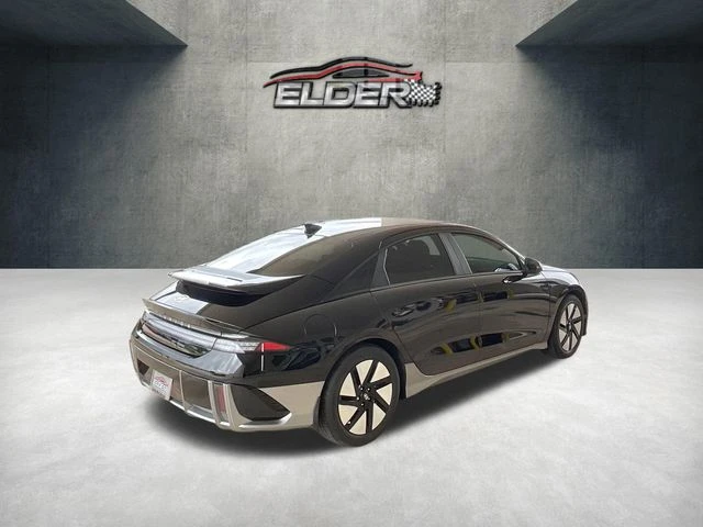 Elder Mitsubishi