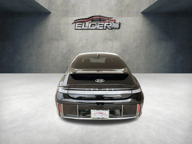 Elder Mitsubishi