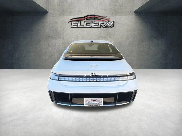 Elder Mitsubishi