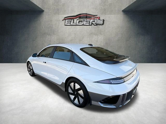 Elder Mitsubishi